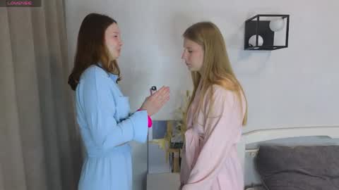 Nika and Rouse online show from 04/12/26, 03:22