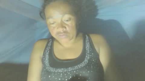 LorahVane online show from 01/19/26, 01:42