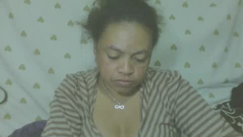 Snapshot of lorahvane chatting on 06/23/26, 01:47 LorahVane online show from 06/23/26, 01:47
