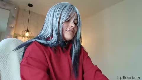   online show from 11/21/25, 12:04