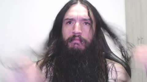  independent model online show from 12/18/24, 08:36