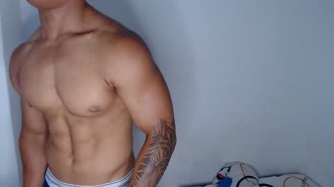 Dominic online show from 11/25/25, 04:18