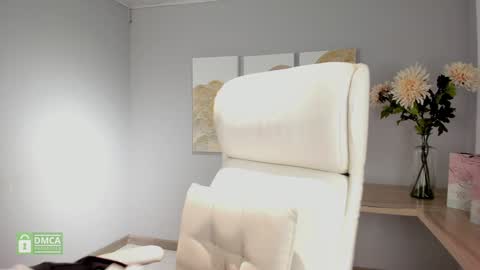 Deborah Daz online show from 01/28/25, 03:57