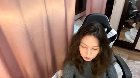 Snapshot of lorelea_cute chatting on 01/17/25, 03:53 Lorelea cute online show from 01/17/25, 03:53