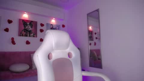 LORELI online show from 02/25/26, 03:27