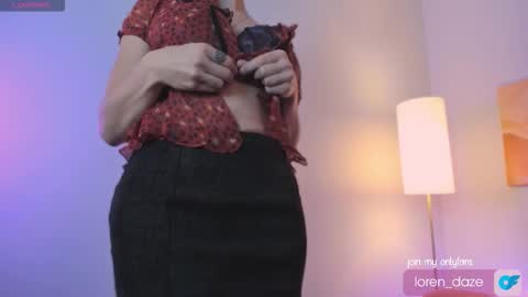 Loren online show from 11/11/25, 02:50