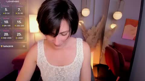 Snapshot of loren_daze chatting on 06/10/26, 02:16 Loren online show from 06/10/26, 02:16
