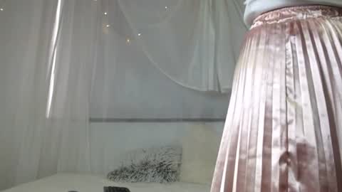 Loren online show from 08/05/26, 02:20