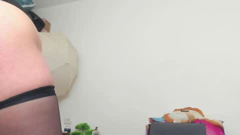 Hi Im Lorena an independent model Im waiting for you for any craziness you dream of... online show from 05/28/26, 05:10