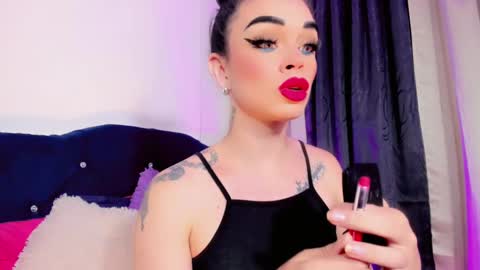 lesly lorena online show from 10/09/25, 03:15
