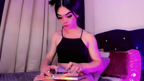 lesly lorena online show from 07/03/26, 03:13