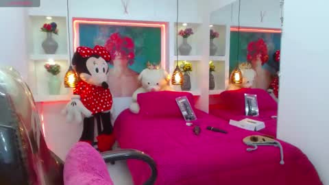 lore online show from 02/18/25, 02:49