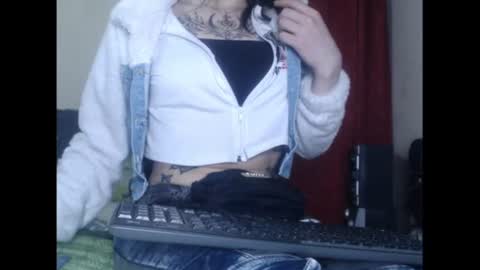 lorenitha online show from 07/17/26, 01:56
