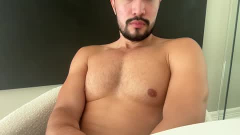 Lorenzo online show from 11/27/25, 08:22