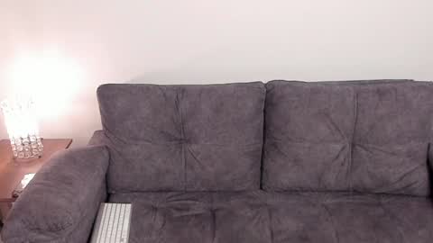 Snapshot of lorenzo_ferrec chatting on 12/17/24, 01:07 Lorenzo F online show from 12/17/24, 01:07