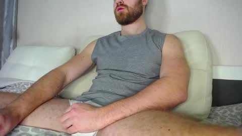 Lorenz online show from 02/12/25, 06:19