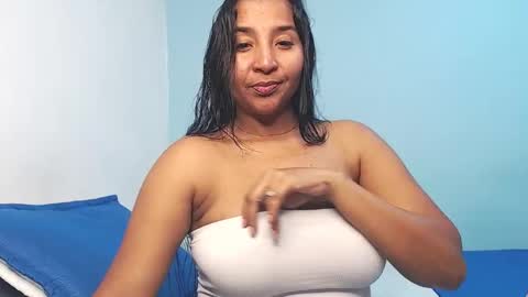 Loretta Gmez online show from 01/18/26, 06:55