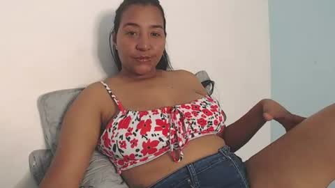 Loretta Gmez online show from 06/24/26, 09:14