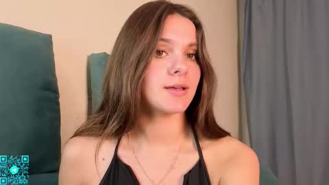 Snapshot of lorettadunnelli chatting on 09/22/25, 06:10 Chloe for Fan BlackHole online show from 09/22/25, 06:10