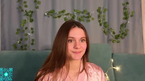 Snapshot of lorettadunnelli chatting on 10/03/25, 06:38 Chloe for Fan BlackHole online show from 10/03/25, 06:38