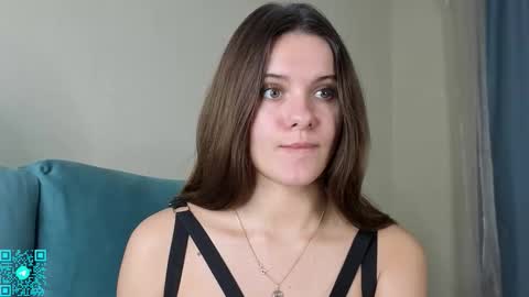 Snapshot of lorettadunnelli chatting on 10/26/25, 05:30 Chloe for Fan BlackHole online show from 10/26/25, 05:30