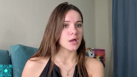 Snapshot of lorettadunnelli chatting on 10/28/25, 06:10 Chloe for Fan BlackHole online show from 10/28/25, 06:10