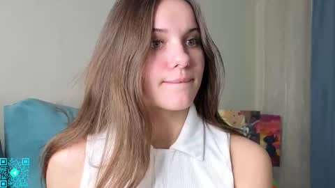 Snapshot of lorettadunnelli chatting on 11/03/25, 05:25 Chloe for Fan BlackHole online show from 11/03/25, 05:25