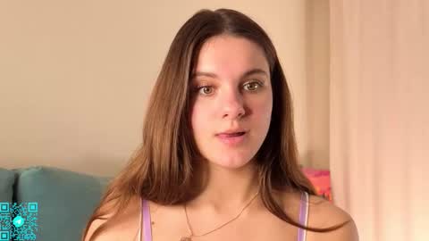 Snapshot of lorettadunnelli chatting on 11/22/25, 05:23 Chloe for Fan BlackHole online show from 11/22/25, 05:23