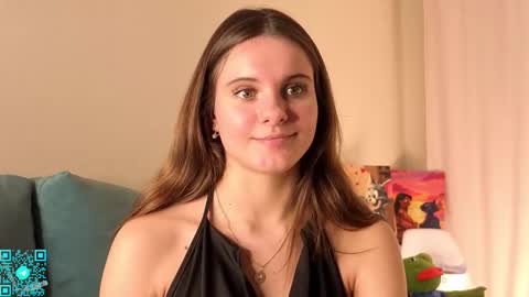 Snapshot of lorettadunnelli chatting on 11/24/25, 05:45 Chloe for Fan BlackHole online show from 11/24/25, 05:45