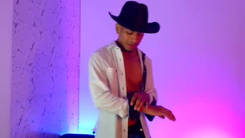 Lorian Vikel  online show from 02/20/26, 10:43