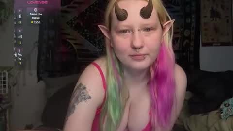 Lori Critter online show from 05/10/26, 10:20