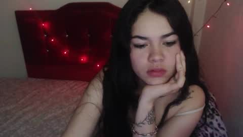 loriiiany online show from 03/25/26, 02:39