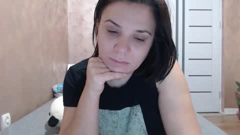 LorraGrey online show from 11/16/25, 03:56