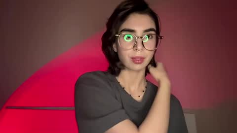 Snapshot of lorrettasittre chatting on 04/16/26, 12:17 Amy online show from 04/16/26, 12:17