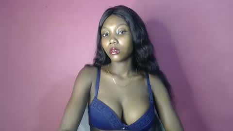 Snapshot of lorrycutie16 chatting on 05/06/26, 12:41 lorrycutie16 online show from 05/06/26, 12:41
