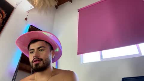 JUAN  JUAN online show from 05/17/26, 09:22