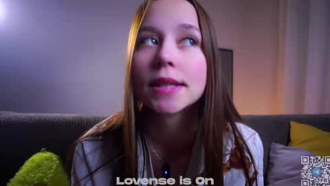 Jess online show from 12/17/25, 02:17