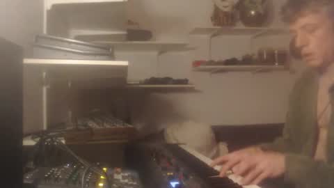 Lostinyourbeauty online show from 12/18/24, 08:25