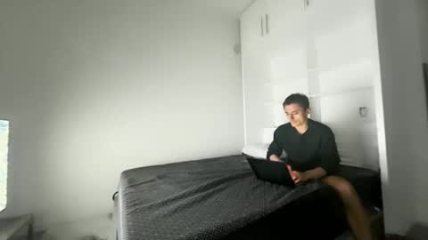 lostpuppyboy online show from 09/27/25, 03:55