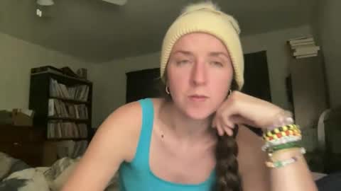 lothlori online show from 12/18/25, 02:17