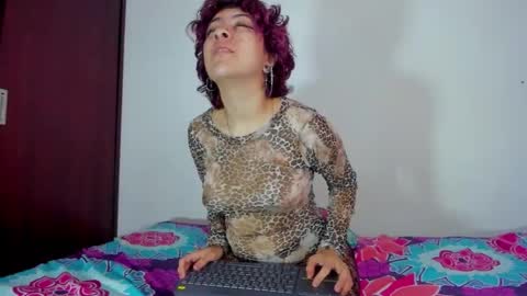 lotto_bloom online show from 12/02/25, 02:34