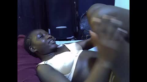 lotty_lavilla online show from 10/14/25, 08:15