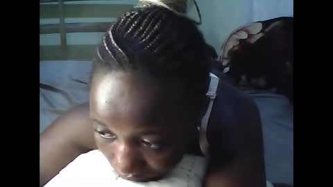 lotty_lavilla online show from 04/23/26, 07:05