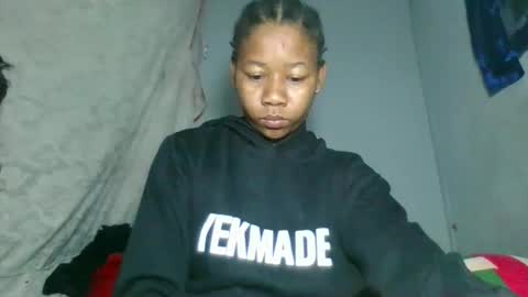 louane98 online show from 03/05/26, 02:51