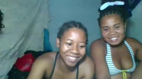 louane98 online show from 03/05/26, 04:25