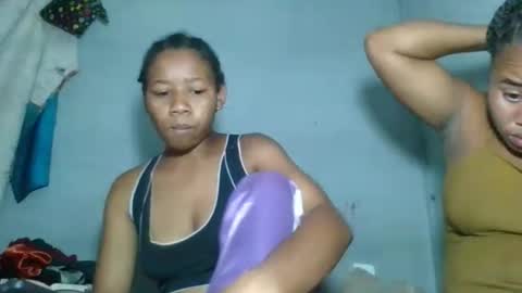 louane98 online show from 03/23/26, 01:04