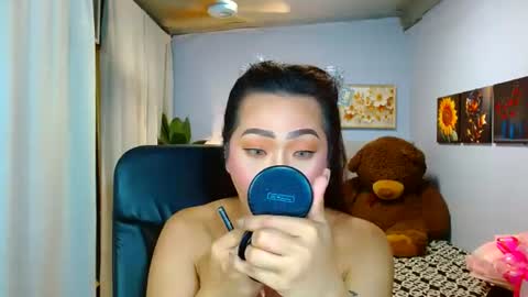 Snapshot of louie_sexy chatting on 06/27/26, 12:22 Cathy online show from 06/27/26, 12:22