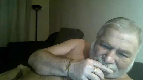 louis_chokdee online show from 12/08/24, 04:07