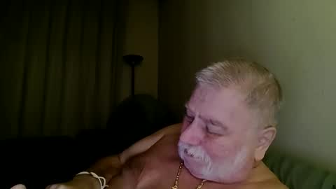 louis_chokdee online show from 11/08/25, 05:12