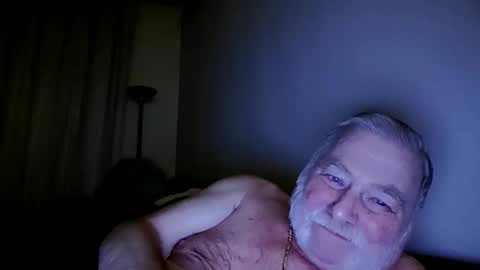 louis_chokdee online show from 12/19/25, 04:58
